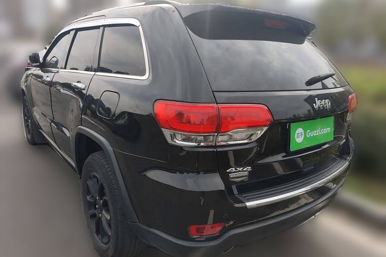 Used Jeep Grand Cherokee 2014 3.0L Comfort Navigation Edition Rear Left 45 Deg