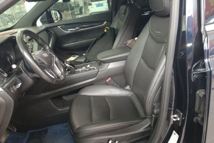 Used Cadillac XT5 2022 2.0T Two-Wheel Drive Luxury Version