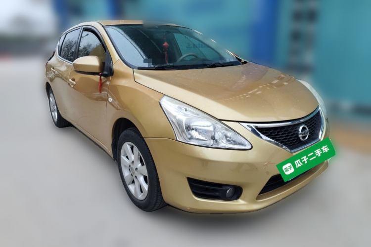 Used Nissan Tiida 2013 1.6L CVT Cool Cafe Edition Front Right 45 Deg