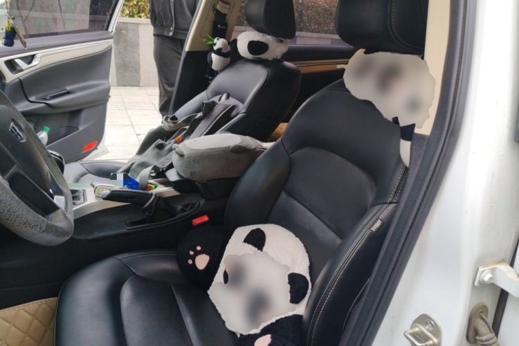 Used Geely Auto Emgrand GL 2017 1.8L Manual Elite Model
