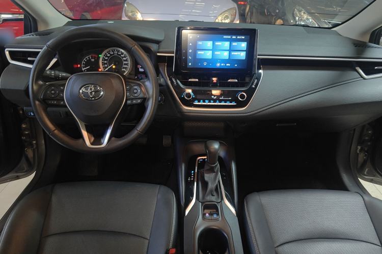 Used Toyota Corolla 2021 1.2T S-CVT Luxury Edition Center Console