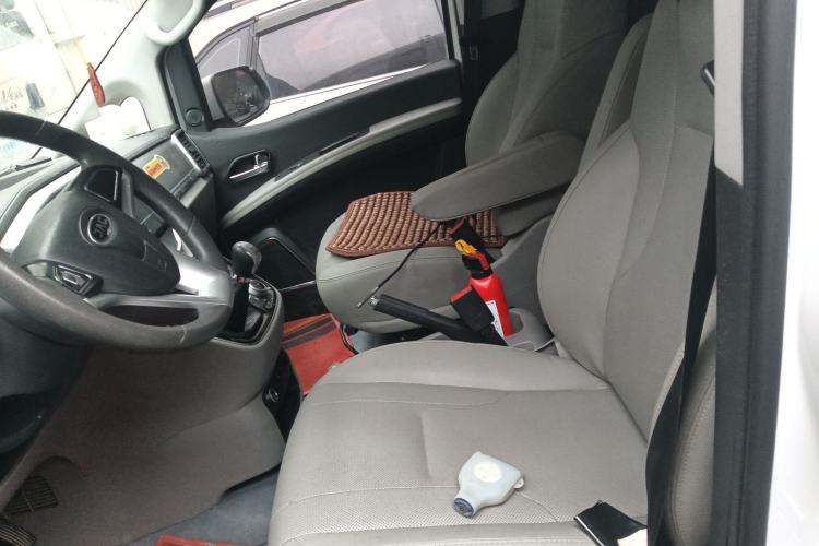 Used JAC Refine M4 2018 2.0L Manual Express Version