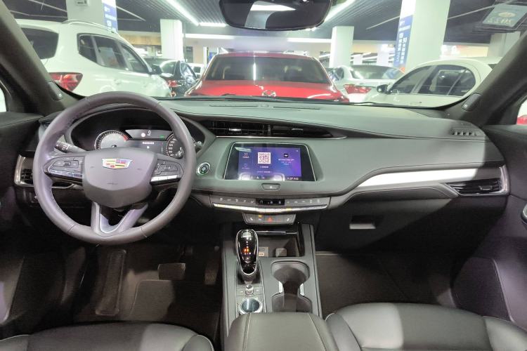 Used Cadillac XT4 2020 28T Two-Wheel-Drive Leading Version