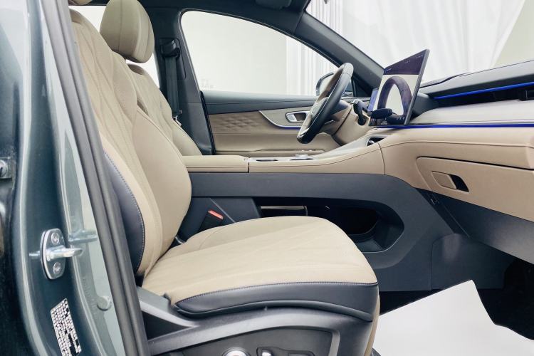 Used Chery Tiggo 8 PLUS 2025 290TGDI DCT Prestige 5-Seater Interior 3