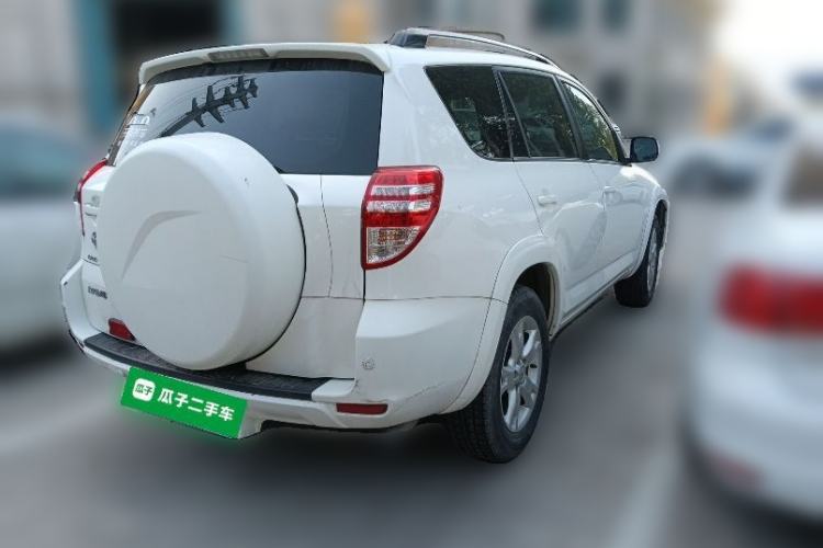 Used Toyota RAV4 2011 2.0L Automatic Luxury Edition
