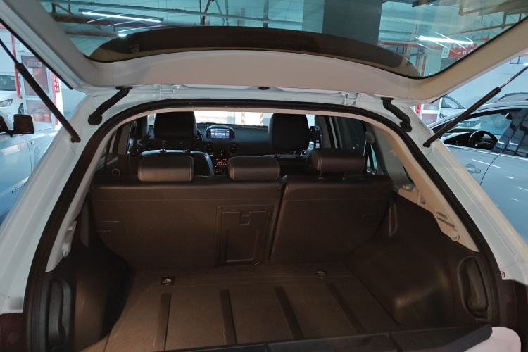 Used Renault Koleos 2014 2.5L Two-Wheel Drive Comfort Edition
