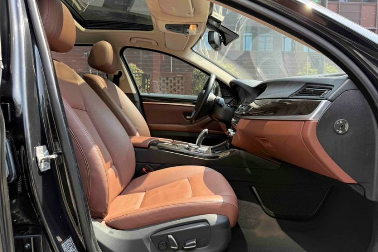 Used BMW 5 Series 2014 528Li Leading Model