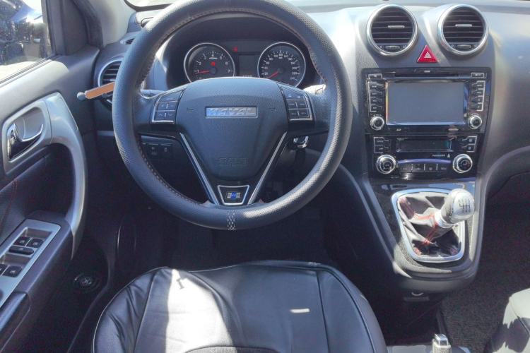 Used Haval H6 2016 Upgraded Model 1.5T Manual Two-Wheel Drive Elite Version
