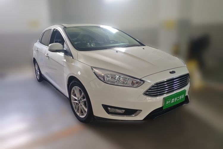 Used Ford Focus 2015 Sedan EcoBoost 180 Automatic Elite Model
