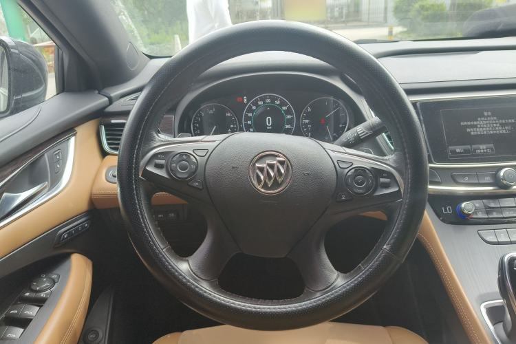 Used Buick LaCrosse 2018 20T Luxury Model
