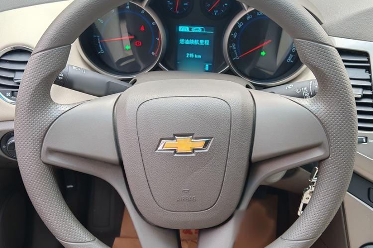 Used Chevrolet Cruze 2015 1.5L Classic SE MT