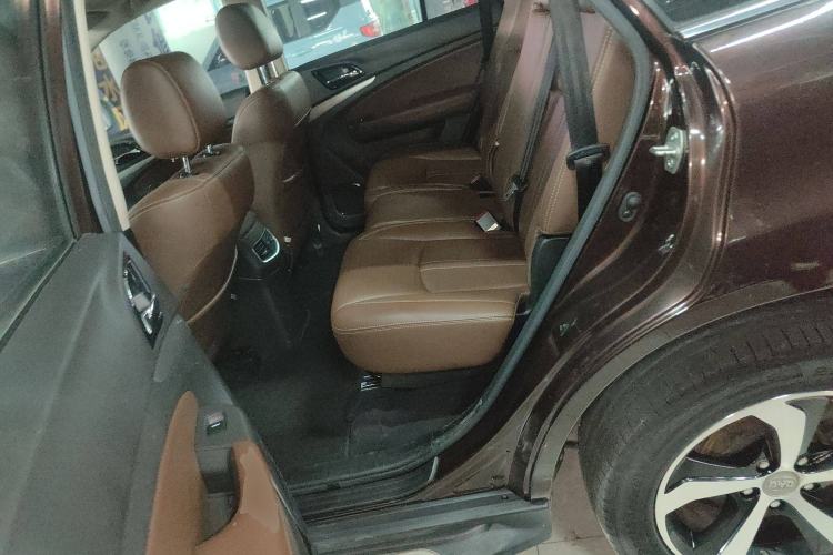 Used BYD S7 2015 2.0T Upgraded Automatic Luxury Version
