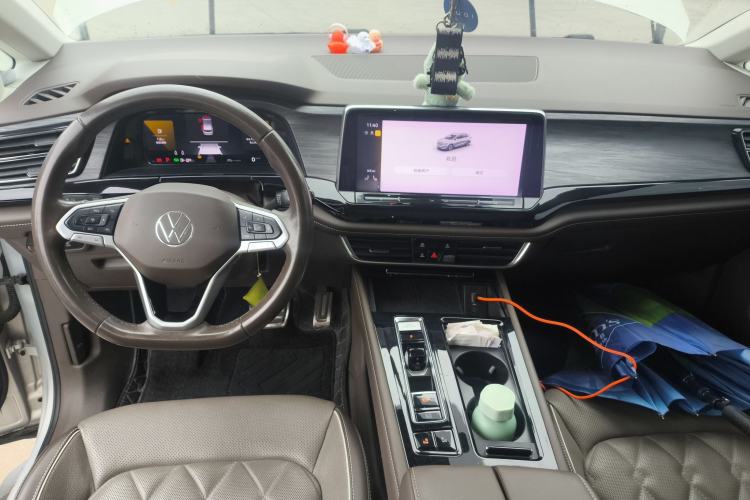 Used Volkswagen Viloran 2022 380TSI Prestige Edition