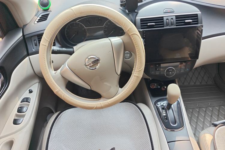 Used Nissan Tiida 2011 1.6L CVT Smart Version Steering Wheel