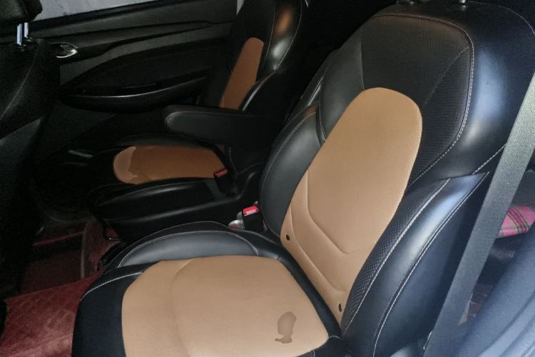 Used Wuling Hongguang S3 2018 1.5L Manual Comfort Model China V Standard