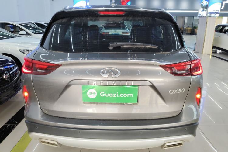 Used Infiniti QX50 2020 Revised Version 2.0T Two-Wheel Drive Fashion Edition
