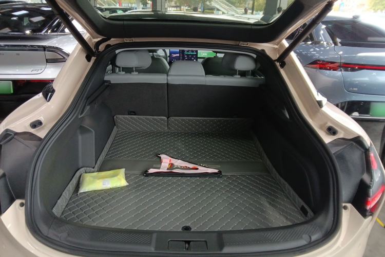 Used XPeng MONA M03 2024 620 with Ultra-Long Range
