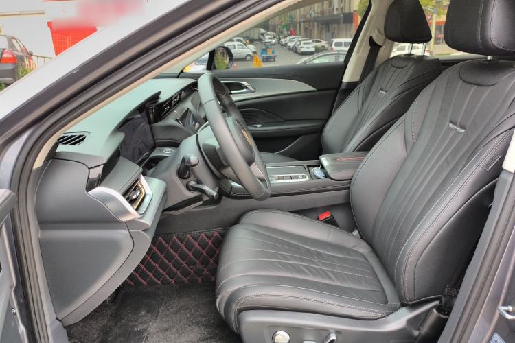 Used Hongqi H5 2023 2.0T Automatic Smart Connect Flagship Edition Left Front Seat