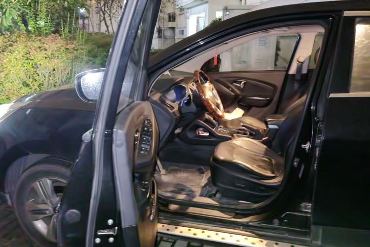 Used Hyundai ix35 2013 2.0L Automatic Two-Wheel Drive Leading GLX China IV Standard Driver Seat