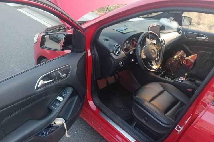 Used Mercedes-Benz B-Class 2015 B 200 Luxury Model