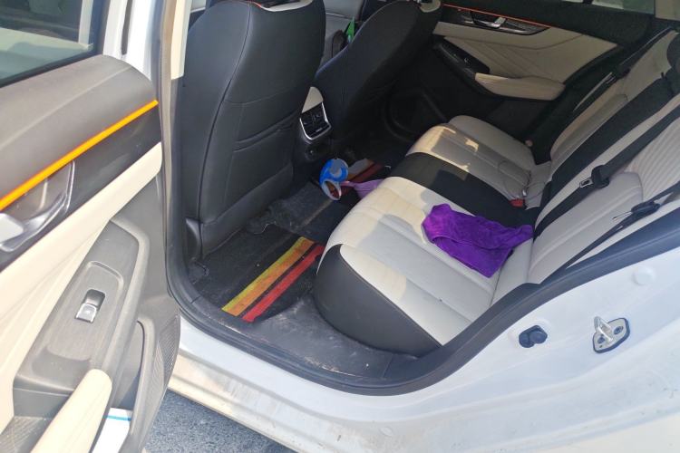 Used Dongfeng Aeolus Yixuan MAX 2023 1.5T Super Cool Trendy Dad Edition
