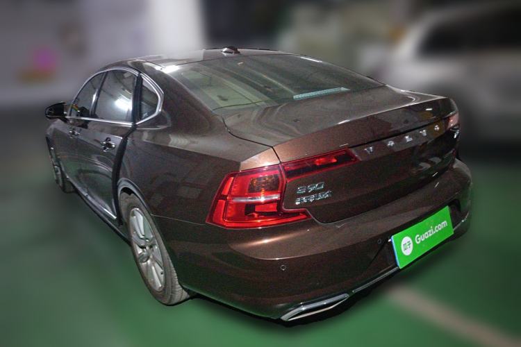 Used Volvo S90 2020 Facelift T5 Smart & Luxurious Edition