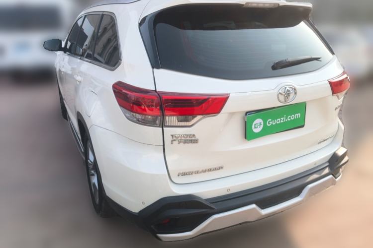 Used Toyota Highlander 2018 2.0T Four-Wheel Drive Luxury Edition 7 Seats China V Emission Standard

