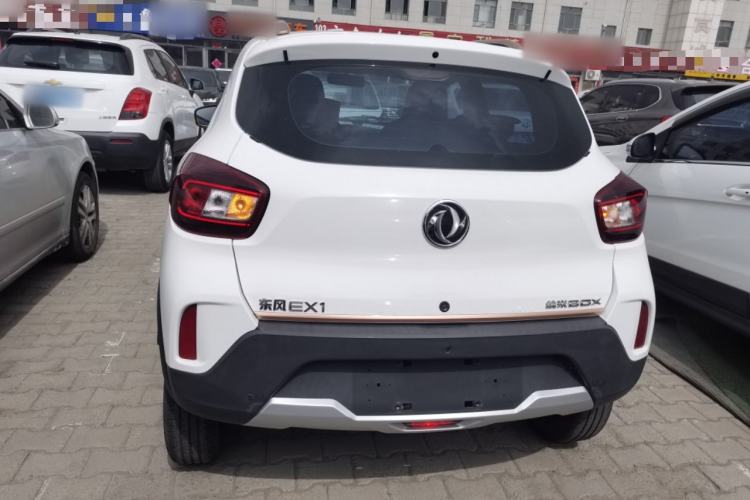 Used Dongfeng NAMMI BOX 2022 Light Wind Edition 201KM Lightning Model Rear