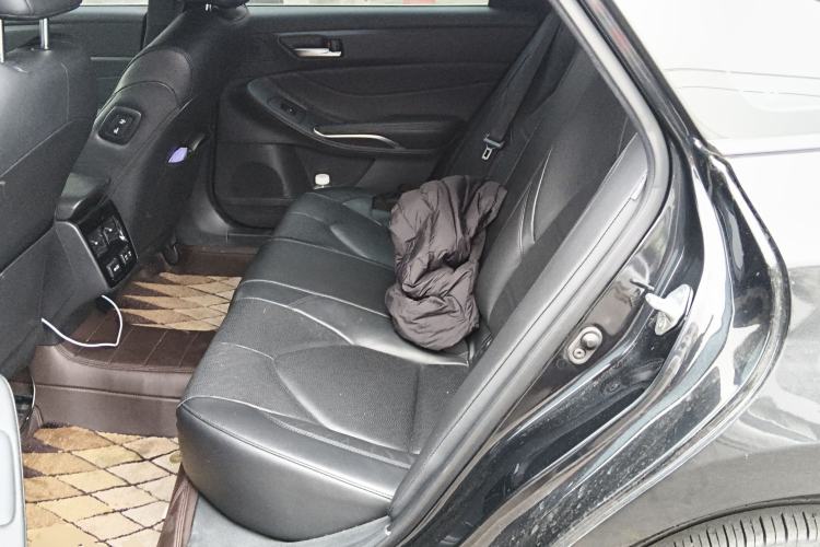 Used Toyota Avalon 2019 2.0L XLE Premium Edition China VI