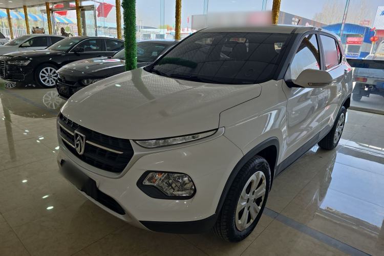 Used Baojun 510 2017 1.5L manual Comfort trim