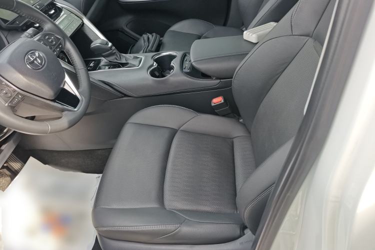 Used Toyota Venza 2022 2.0L CVT Two-Wheel Drive Prestige Edition
