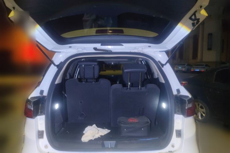 Used BYD Song MAX New Energy 2019 DM 1.5T Smart Connect Advanced 6-Seater China VI Standard