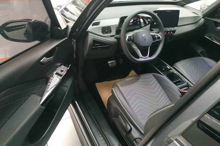 Used Volkswagen ID.3 2024 Pure & Smart Edition Driver Seat