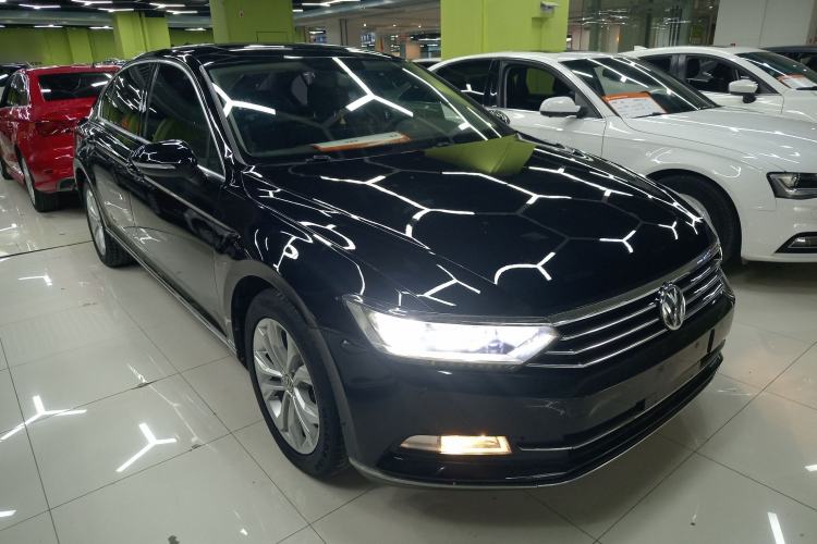 Used Volkswagen Magotan 2018 Facelift 330TSI DSG Luxury Model