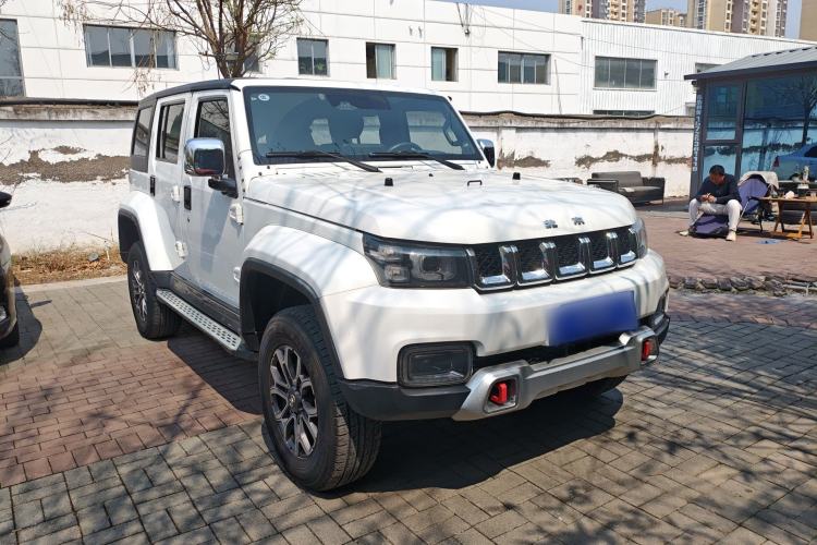 Used BAIC Off-Road BJ40 2019 2.3T Automatic Four-Wheel Drive Urban Hunter Edition Premium Model China VI Emission Standard