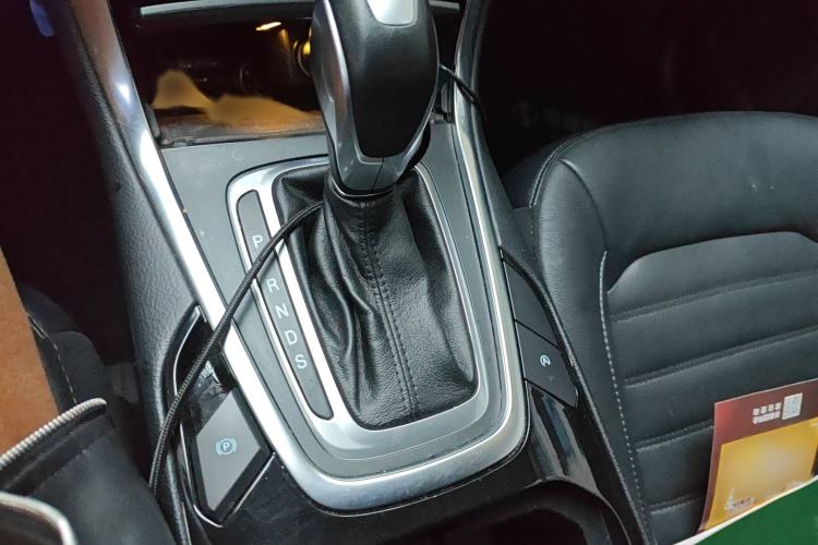 Used Ford Edge 2018 EcoBoost 245 Two-Wheel-Drive Titanium 7-Seater China V Standard