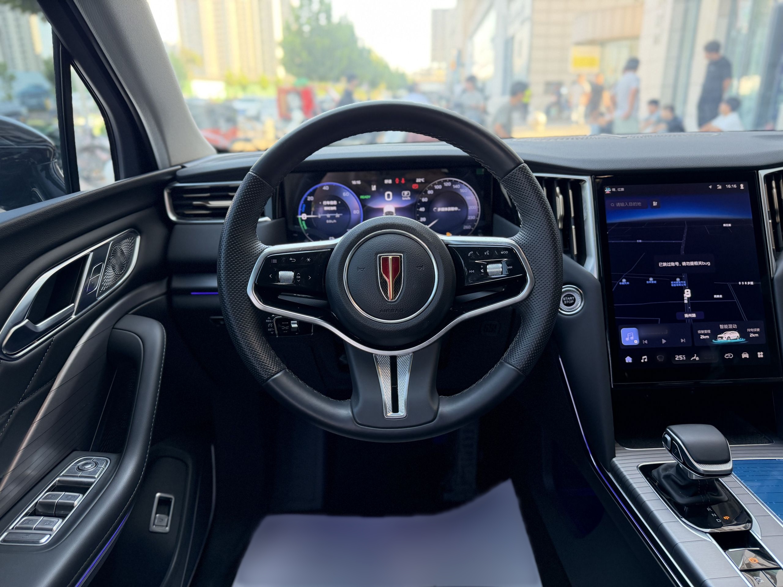 Hongqi HS7 PHEV 2024 2.0T PHEV Four-Wheel Drive Flagship Edition 7 Seats — снимка 18