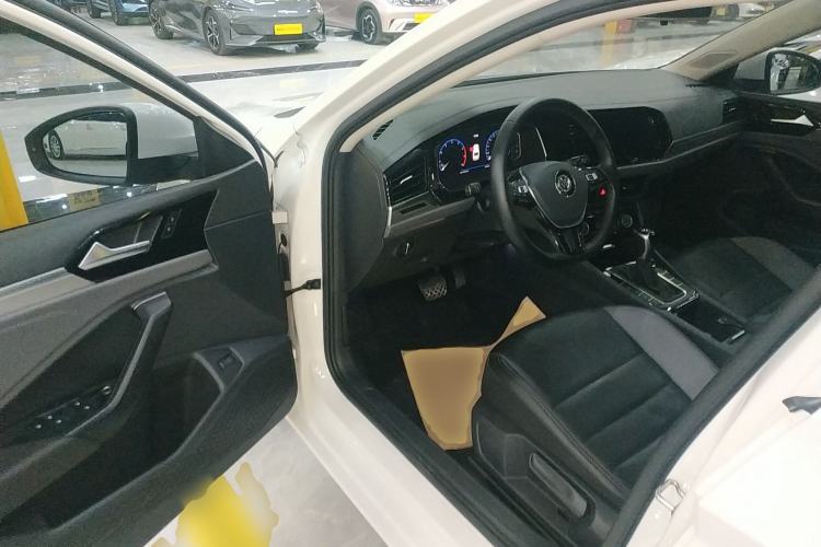 Used Volkswagen Sagitar 2022 280TSI DSG Flyover Edition
