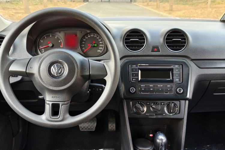 Used Volkswagen Jetta 2015 Value Edition 1.6L Automatic Fashion Version