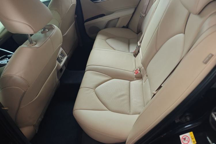 Used Toyota Camry 2018 2.5G Luxury Edition Left Rear Seat