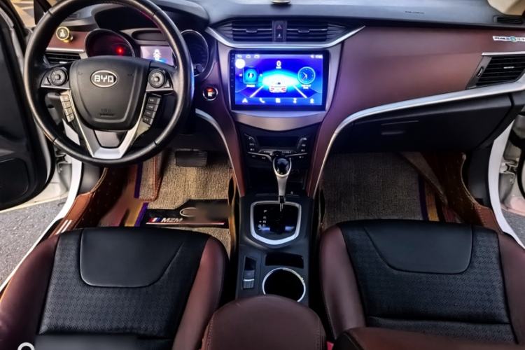 Used BYD G5 2014 1.5TID Automatic Flagship Model