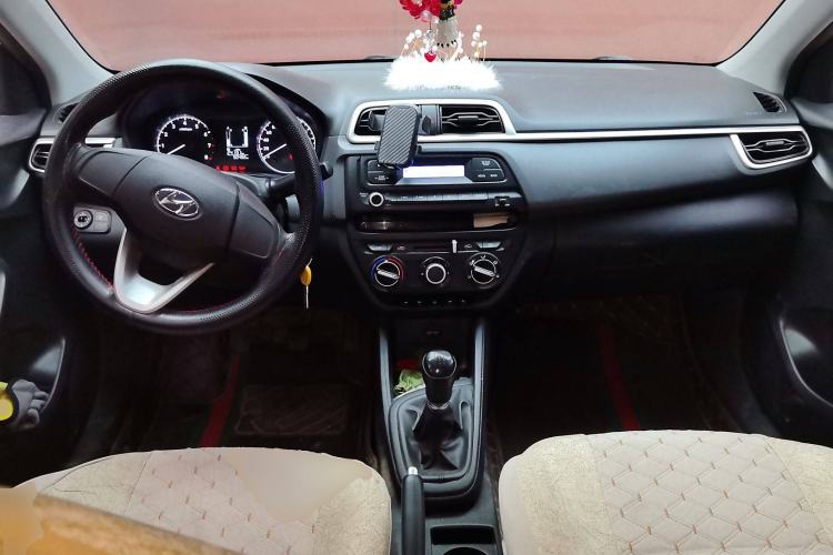 Used Hyundai Verna (older generation) 2020 1.4L Manual GL Refreshed Edition