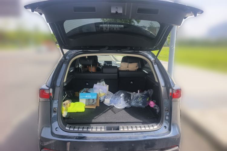 Used Lexus NX 2015 200T All-Wheel-Drive Fēngshàng Edition Trunk