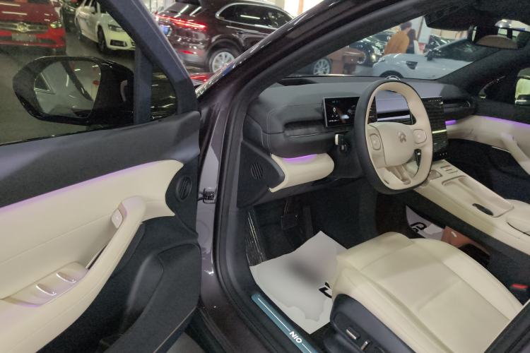 Used Nio ES6 2023 75 kWh
