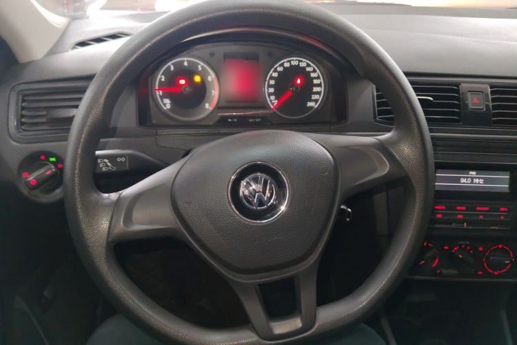 Used Volkswagen Santana 2019 1.5L Manual Fashion Edition China VI Standard Steering Wheel