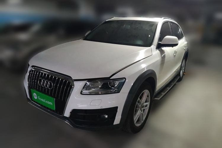 Used Audi Q5 2018 Collector's Edition 40 TFSI Technology Model