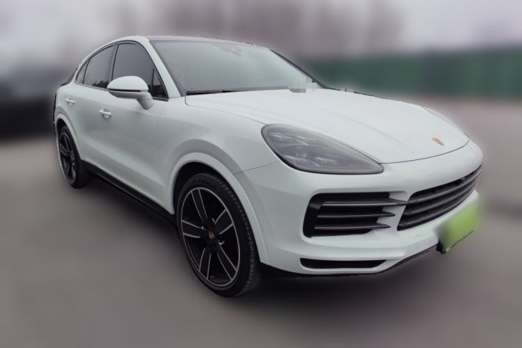 Used Porsche Cayenne 2023 Cayenne Coupé 3.0T Platinum Edition Front Right 45 Deg