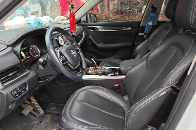 Used Brilliance V7 2018 280T DCT Prestige 5-Seater Left Front Seat