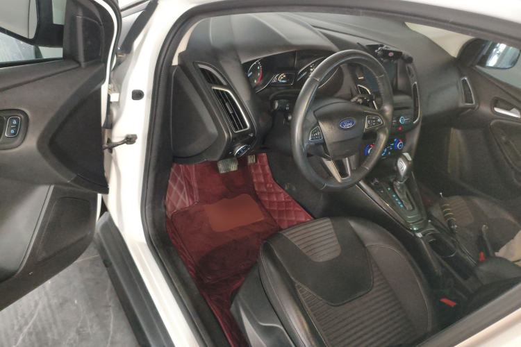 Used Ford Focus 2017 Hatchback EcoBoost 180 Automatic Elite Model Driver Seat