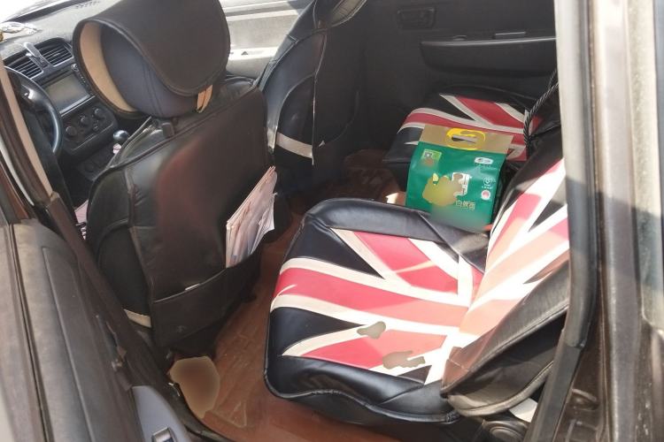 Used Dongfeng Fengon 330 2014 1.5L Manual Utility Version DK15 Left Rear Seat